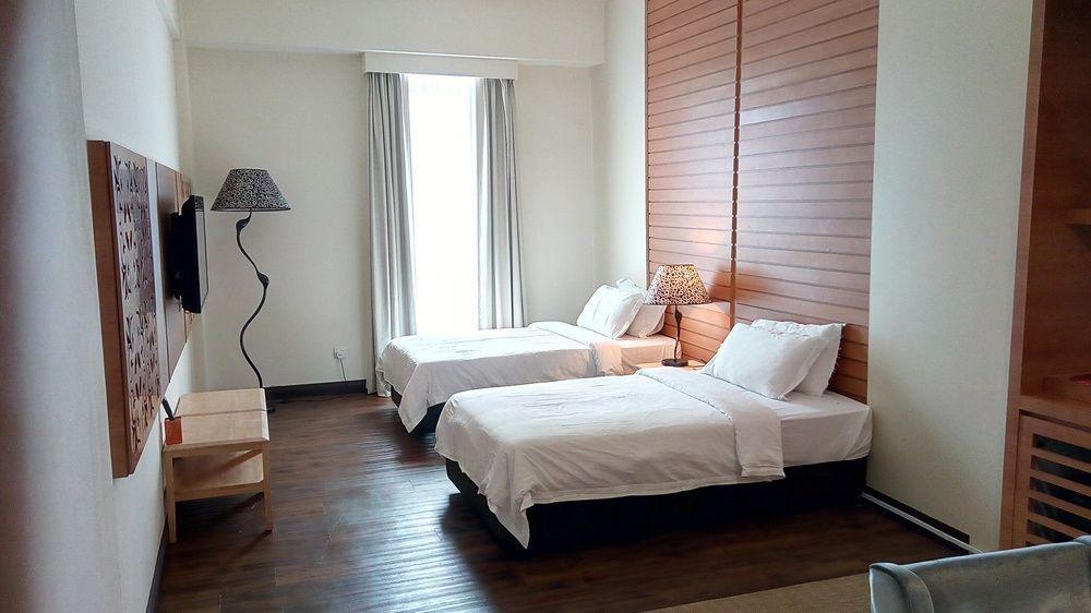 Swan Garden Hotel Malacca Buitenkant foto