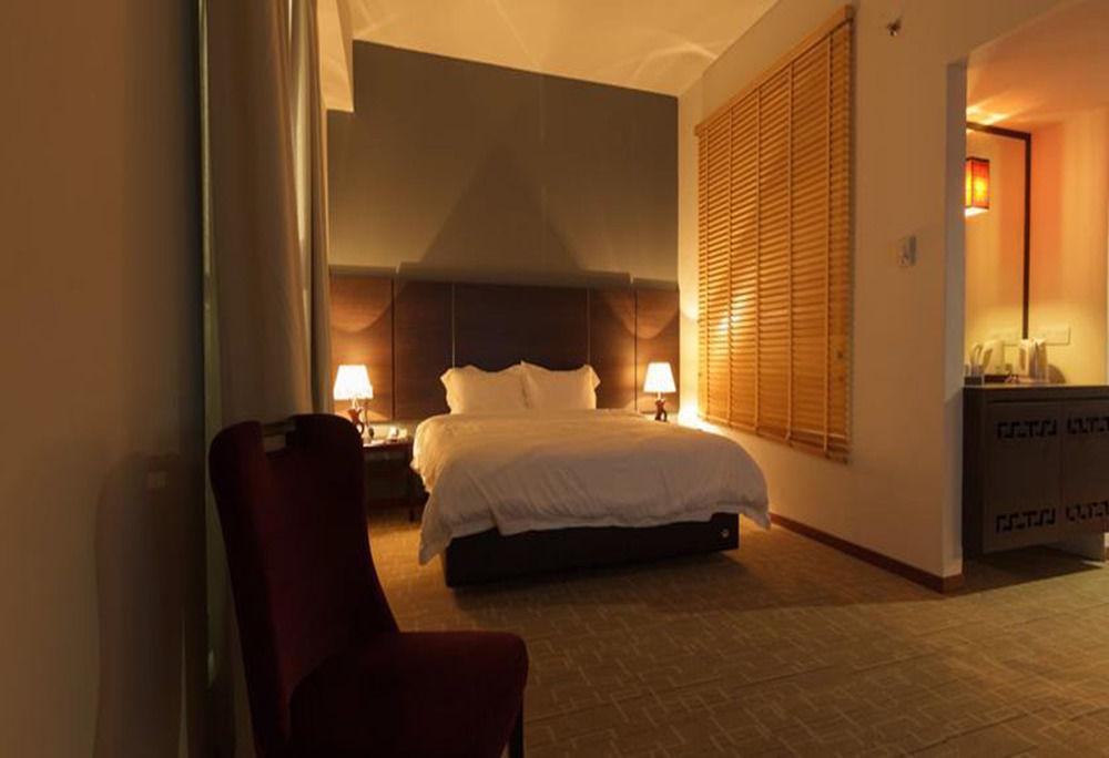 Swan Garden Hotel Malacca Buitenkant foto