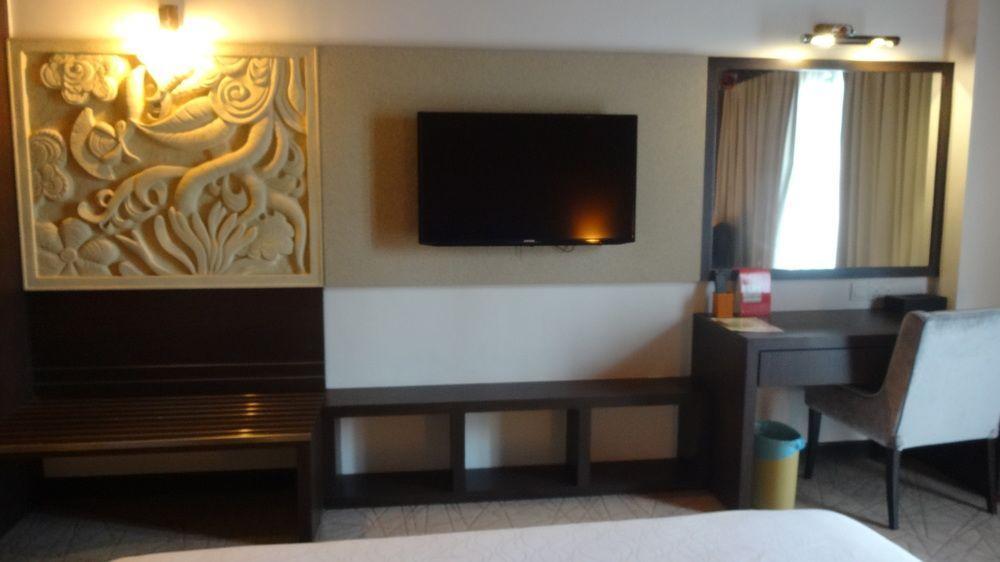Swan Garden Hotel Malacca Buitenkant foto